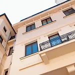 Ecletico מלון