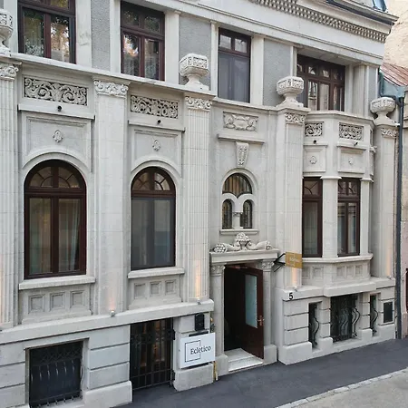 Ecletico 4* 부쿠레슈티