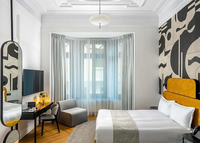 Ecletico Otel Bükreş