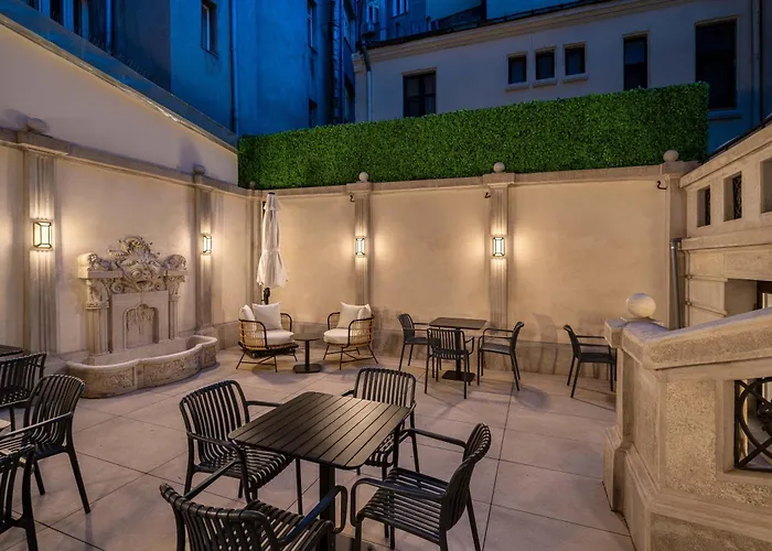 Ecletico ブカレスト