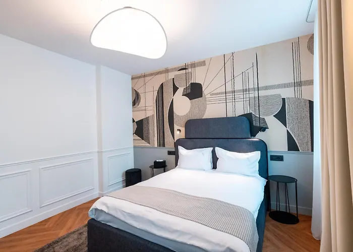 Ecletico 4* Bükreş