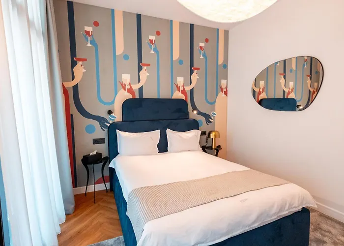 Ecletico Otel Bükreş