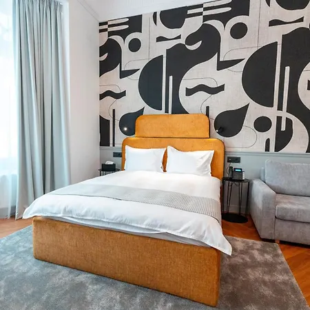 מלון Ecletico 4*