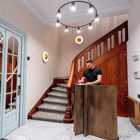 Готель Ecletico 4*